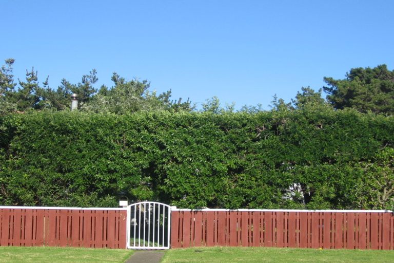 Photo of property in 36 Te Kupe Road, Paraparaumu Beach, Paraparaumu, 5032