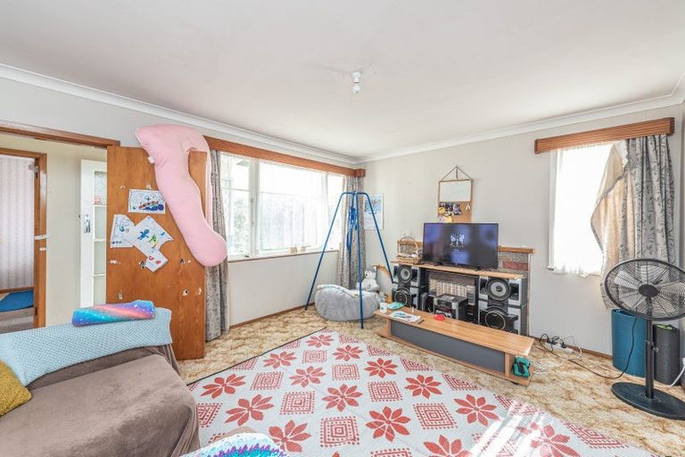 Photo of property in 125 Cornfoot Street, Castlecliff, Whanganui, 4501