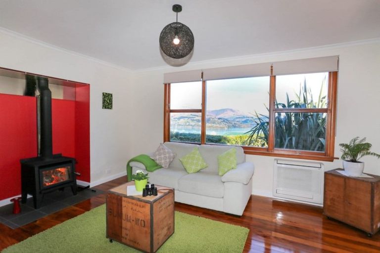 Photo of property in 45 Cornwall Road, Lyttelton, 8082