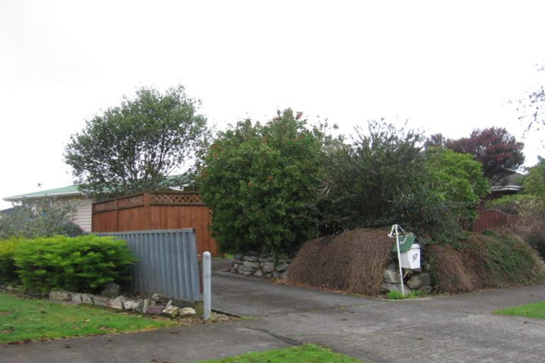 Photo of property in 37 Anakiwa Street, Kelvin Grove, Palmerston North, 4414