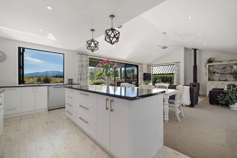 Photo of property in 7 Fife Court, Jacks Point, Queenstown, 9371