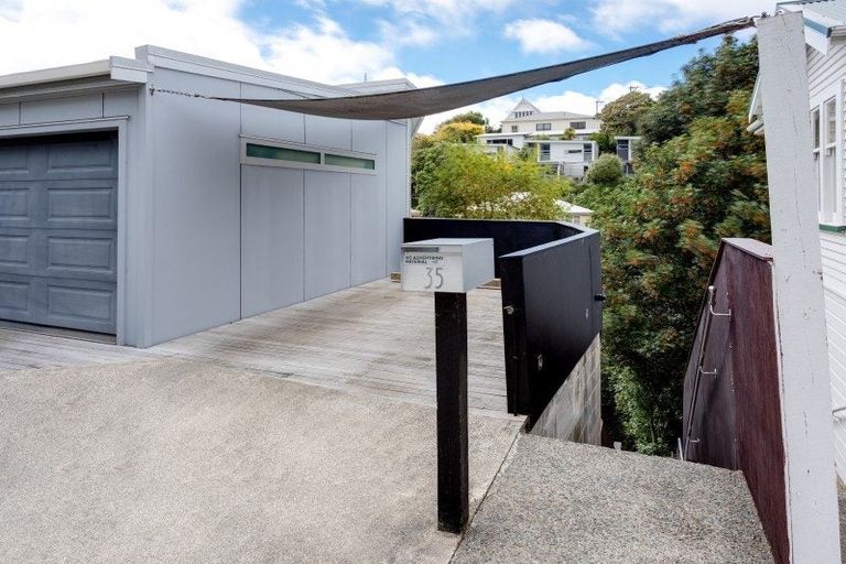 Photo of property in 35 Weld Street, Wadestown, Wellington, 6012