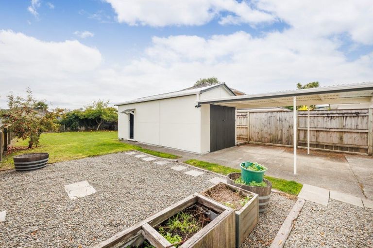 Photo of property in 305 Featherston Street, Palmerston North, 4410