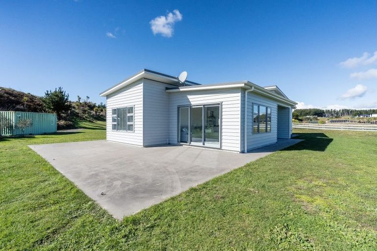 Photo of property in 14 Kanuka Drive, Waitarere, Levin, 5510