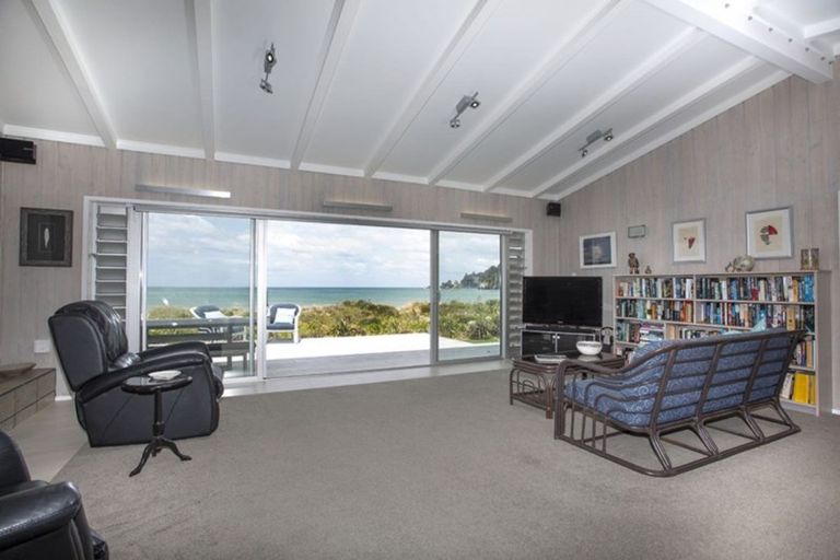 Photo of property in 212 Tangaroa Road, Whangamata, 3620