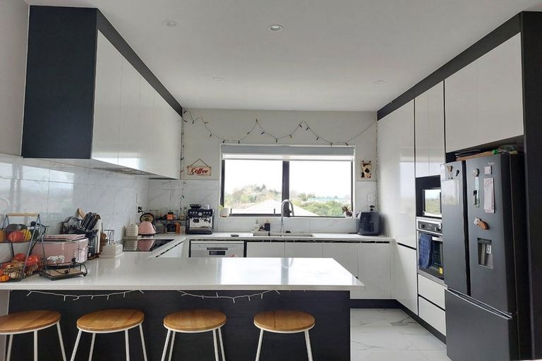 Photo of property in 18 Rural View Terrace, Pukekohe, 2120