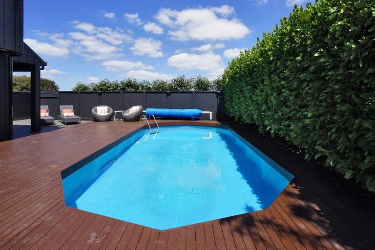 Photo of property in 94 Beerescourt Road, Beerescourt, Hamilton, 3200