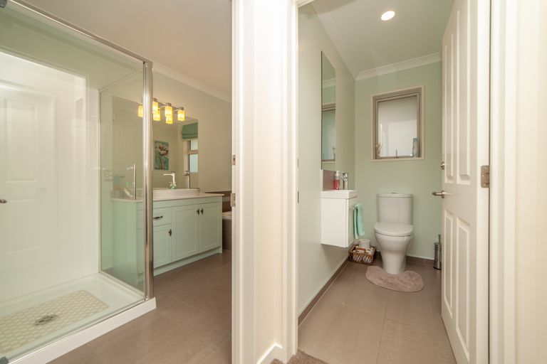 Photo of property in 15 Old Red Barn Road, Halswell, Christchurch, 8025