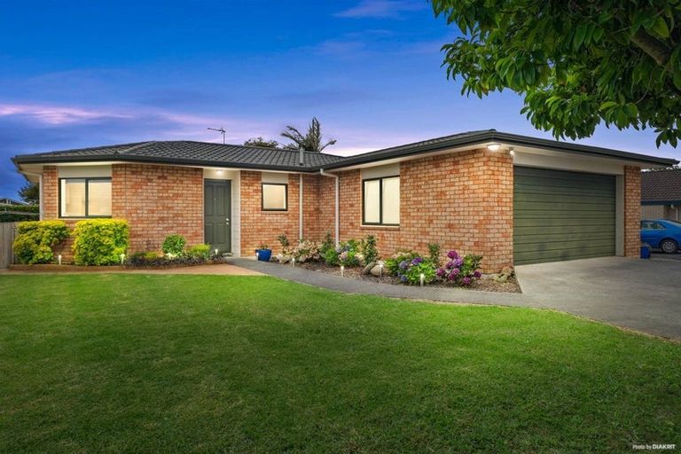 Photo of property in 20 Woodcroft Way, Pukekohe, 2120
