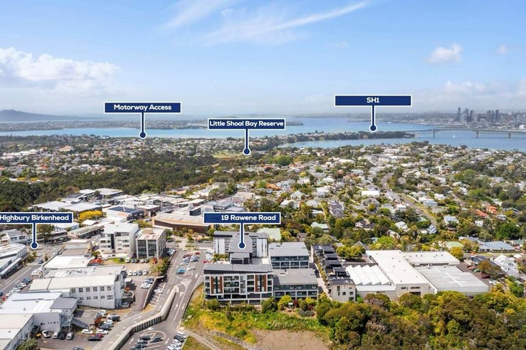 Photo of property in 414/19 Rawene Road, Birkenhead, Auckland, 0626