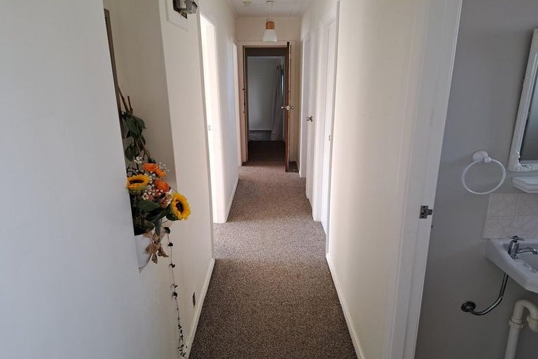 Photo of property in 3/44 Bauchop Road, Waterloo, Lower Hutt, 5011