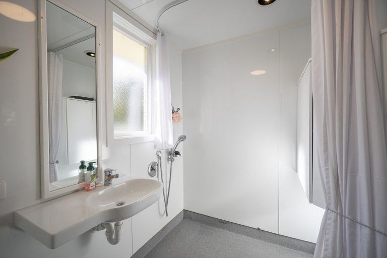 Photo of property in 73 Mackinnon Loop, Te Anau, 9600