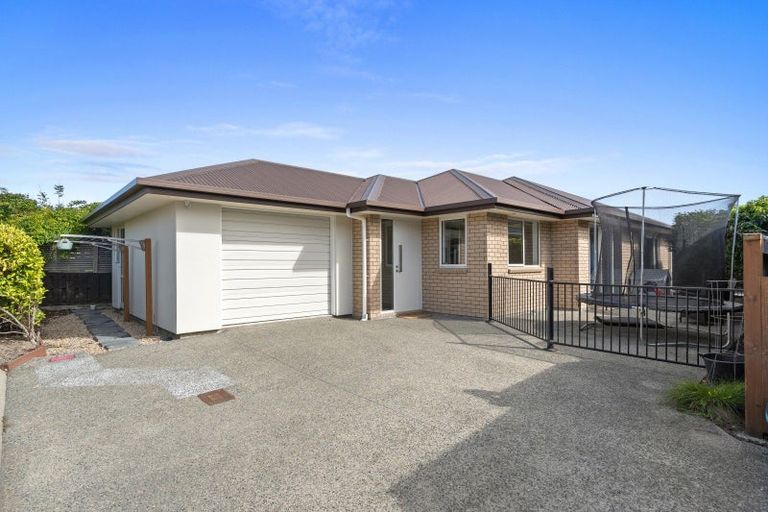 Photo of property in 8a Arapiki Road, Stoke, Nelson, 7011