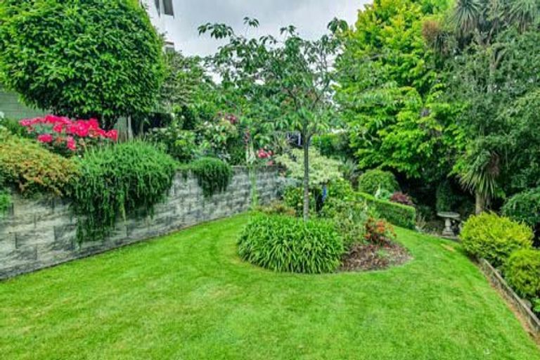 Photo of property in 15 Hillview Place, Pleasant Point, 7903