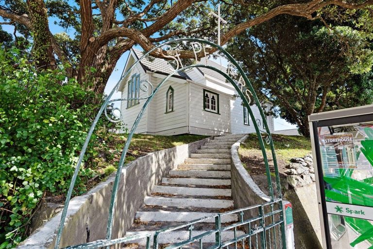 Photo of property in 17 Beach Road, Paekakariki, 5034