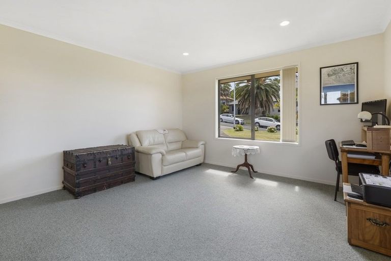 Photo of property in 5 Burwood Terrace, Gulf Harbour, Whangaparaoa, 0930