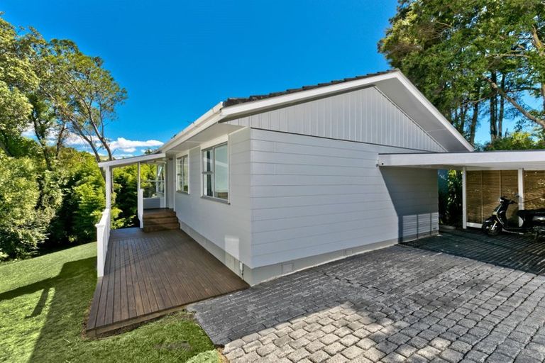 Photo of property in 28 Mawney Road, Henderson, Auckland, 0610
