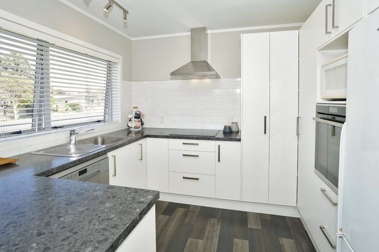 Photo of property in 29 Glen Lynne Avenue, Queenwood, Hamilton, 3210