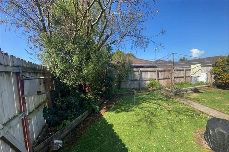 Photo of property in 2/8 Scott Road, Papakura, 2110