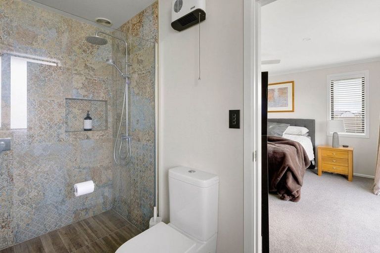 Photo of property in 43 Seachange Drive, Leamington, Cambridge, 3432