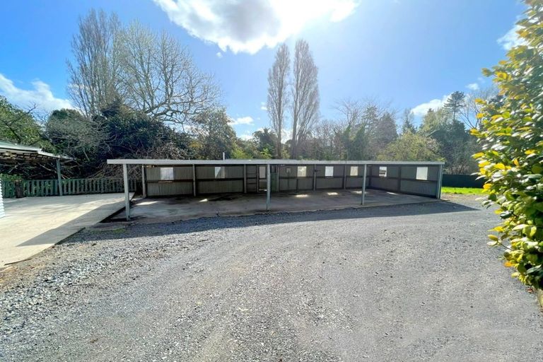 Photo of property in 33 Frederick Drive, Dinsdale, Hamilton, 3204