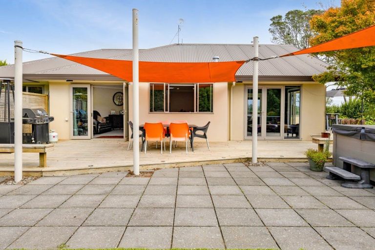 Photo of property in 318 Rugby Road, Tariki, Inglewood, 4388