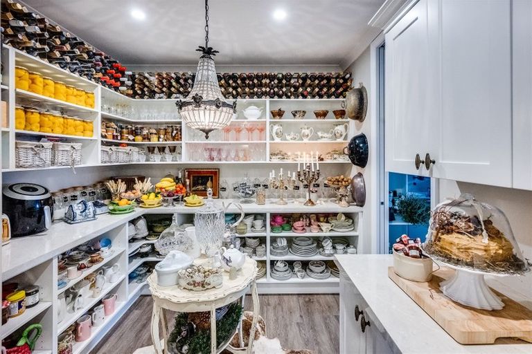 Photo of property in 7 Aspiring Drive, Poraiti, Napier, 4112