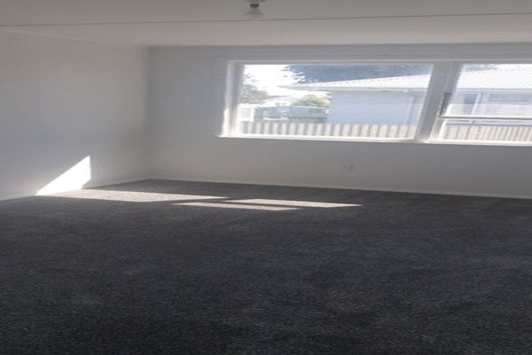 Photo of property in 906 Kiwi Street, Camberley, Hastings, 4120