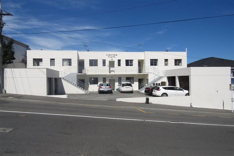 Photo of property in 2/243 The Terrace, Te Aro, Wellington, 6011