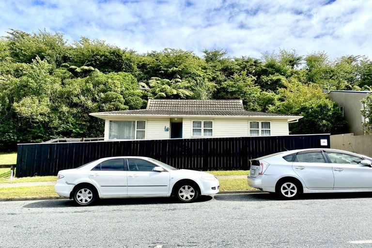 Photo of property in 205 Major Drive, Kelson, Lower Hutt, 5010