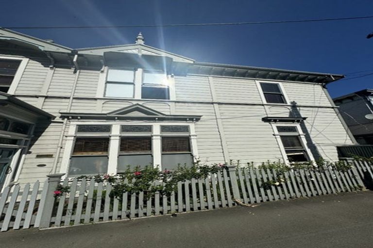 Photo of property in 195 The Terrace, Wellington Central, Wellington, 6011