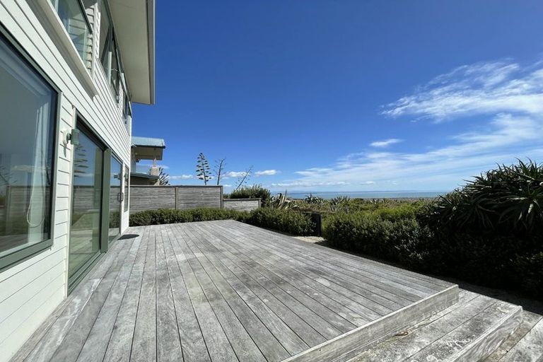 Photo of property in 227 Clifton Road, Te Awanga, 4102