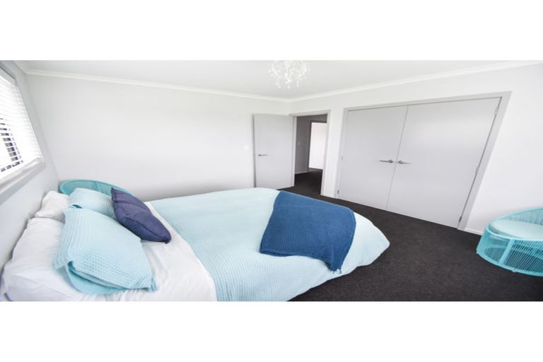 Photo of property in 32 Rhoboro Road, Twizel, 7901