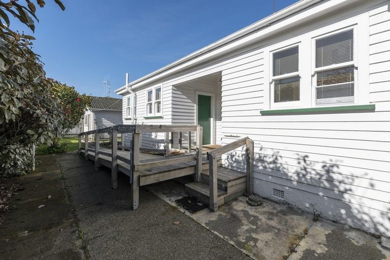 Photo of property in 36 Stuckey Street, Levin, 5510