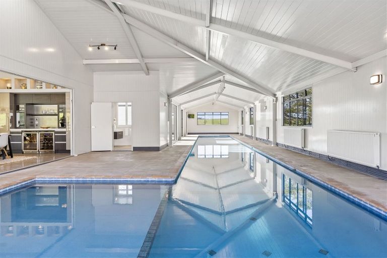 Photo of property in 53 Urquhart Road, Karaka, Papakura, 2580