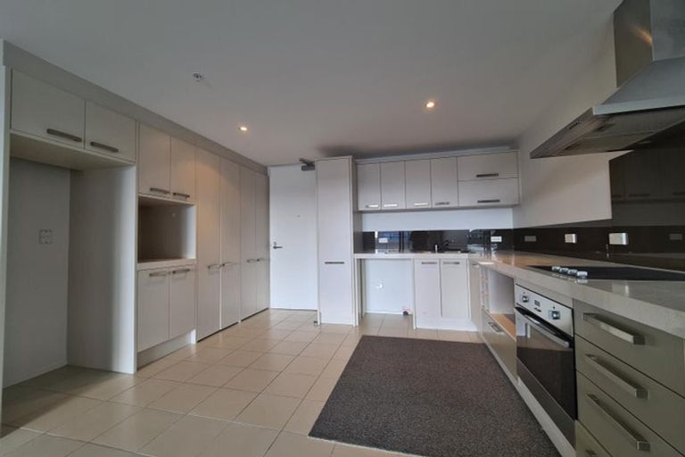 Photo of property in Bella Vista, 1f/84 Gunner Drive, Te Atatu Peninsula, Auckland, 0610