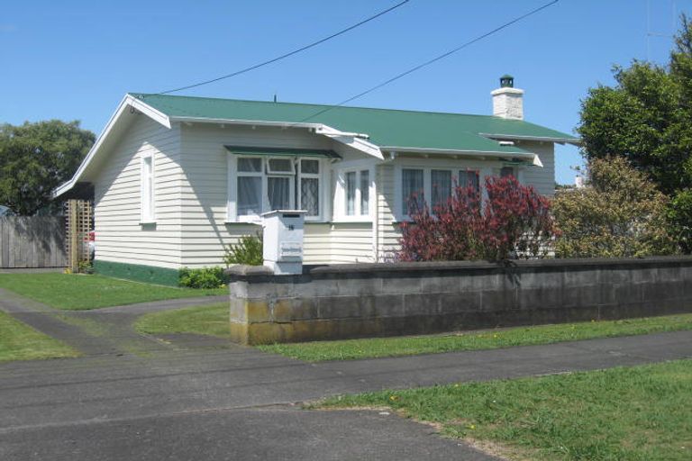 Photo of property in 16 Cumbrae Place, Aramoho, Whanganui, 4500