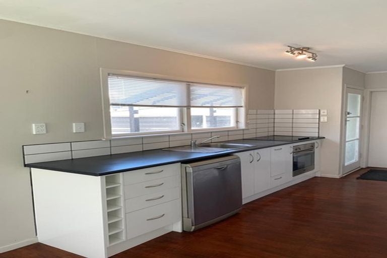 Photo of property in 29 Scott Road, Papakura, 2110