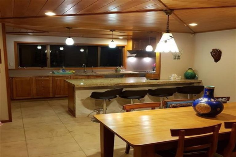 Photo of property in 131a Bucklands Beach Road, Bucklands Beach, Auckland, 2012