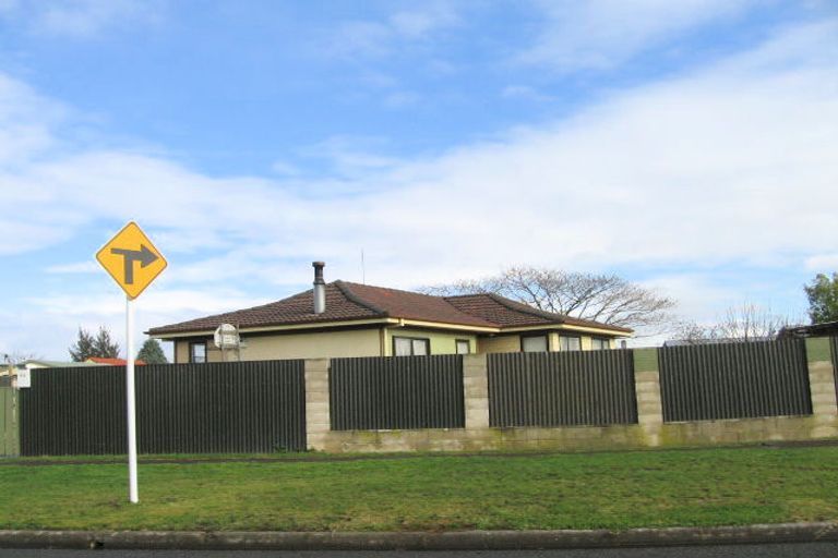 Photo of property in 915 Collinge Road, Mayfair, Hastings, 4122