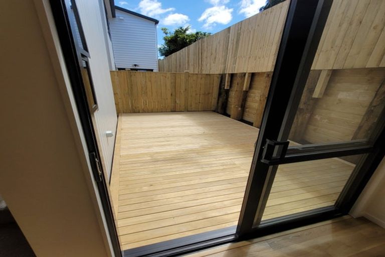 Photo of property in 76c Chartwell Avenue, Glenfield, Auckland, 0629