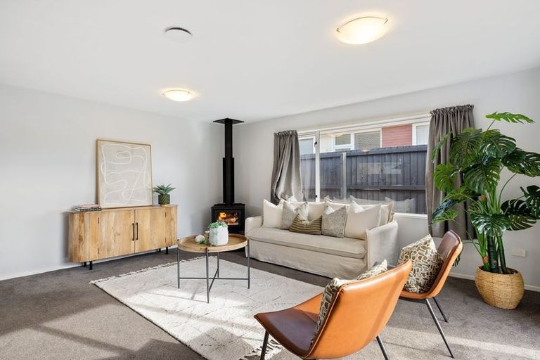 Photo of property in 2/12 Barclay Place, Burwood, Christchurch, 8061