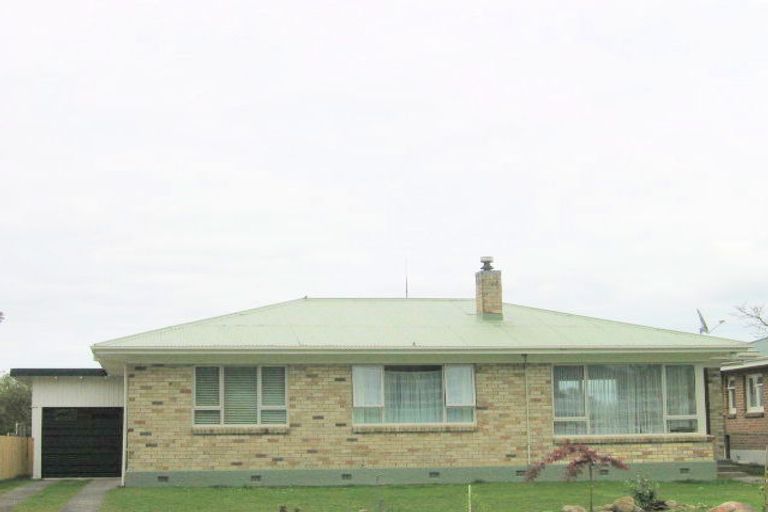 Photo of property in 8 Churchill Avenue, Te Aroha, 3320