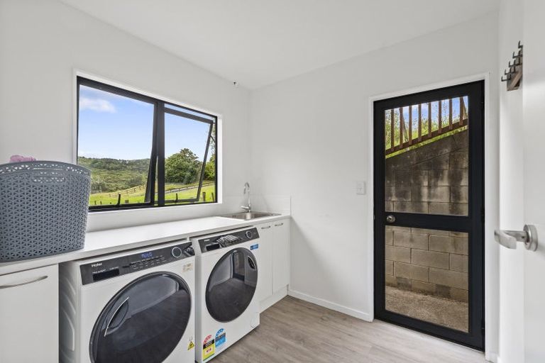 Photo of property in 248 Kauri View Road, Opaheke, Papakura, 2584