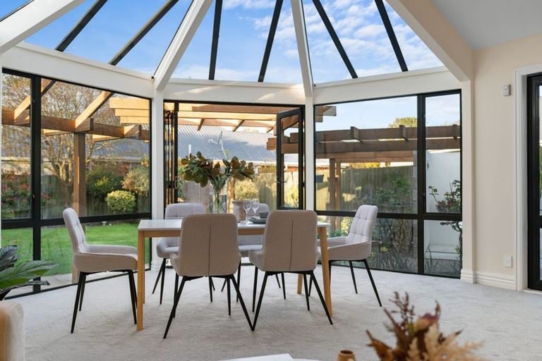 Photo of property in 117 Condell Avenue, Papanui, Christchurch, 8053