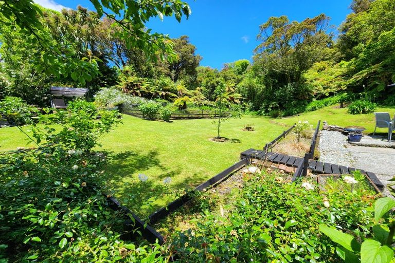 Photo of property in 28 Ross Street, Dunollie, Runanga, 7803