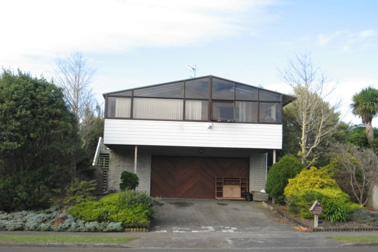 Photo of property in 209 Carnoustie Drive, Wattle Downs, Auckland, 2103