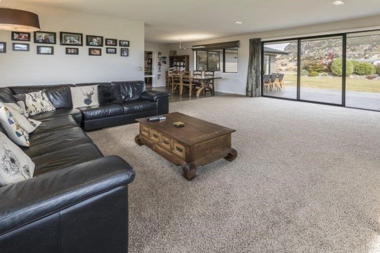 Photo of property in 3 Poppy Lane, Albert Town, Wanaka, 9305