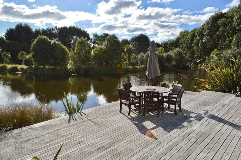 Photo of property in 31 Waitaheke Road, Te Horo, Otaki, 5581