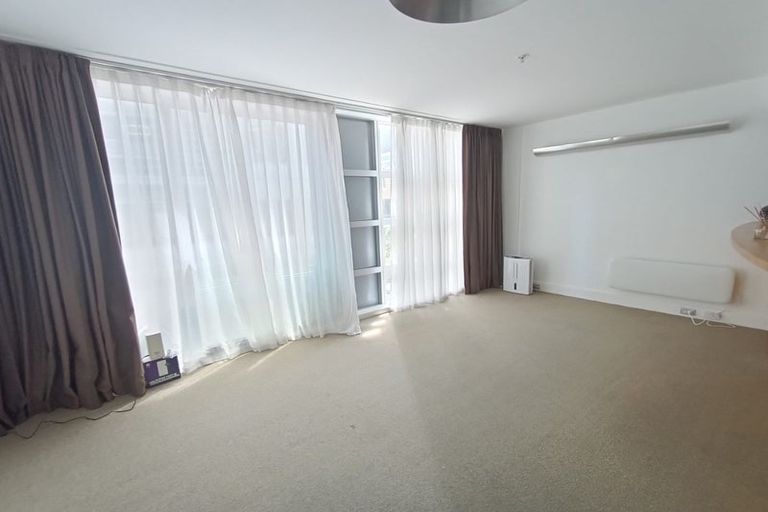 Photo of property in St Pauls Apartments, 76/43 Mulgrave Street, Thorndon, Wellington, 6011